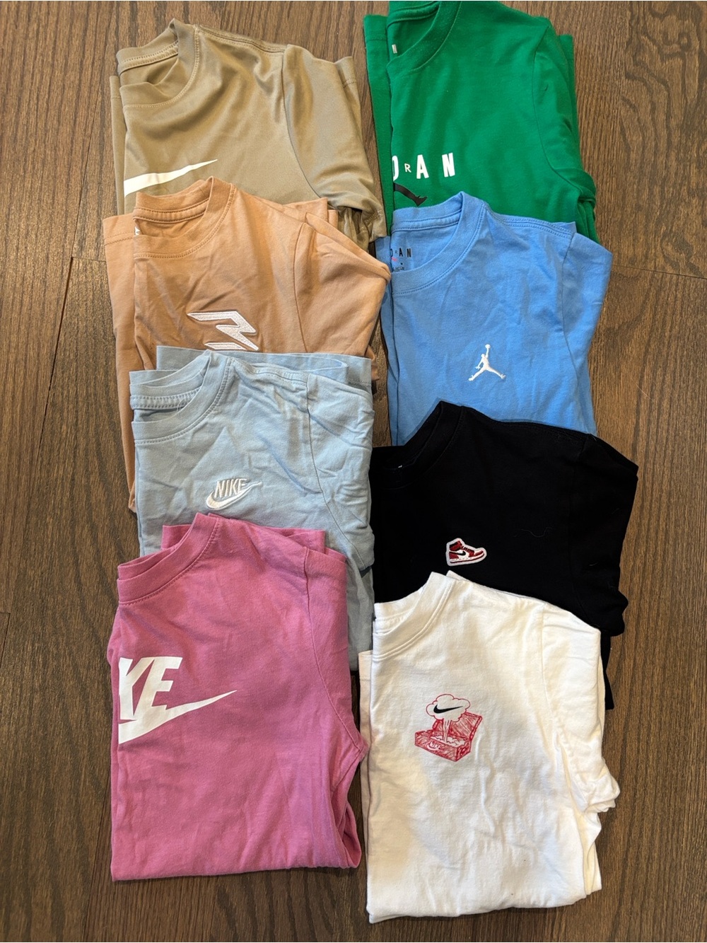Nike Kids Assorted Short Sleeve Tees in Pink, Green, Blue, Black, White, Tan